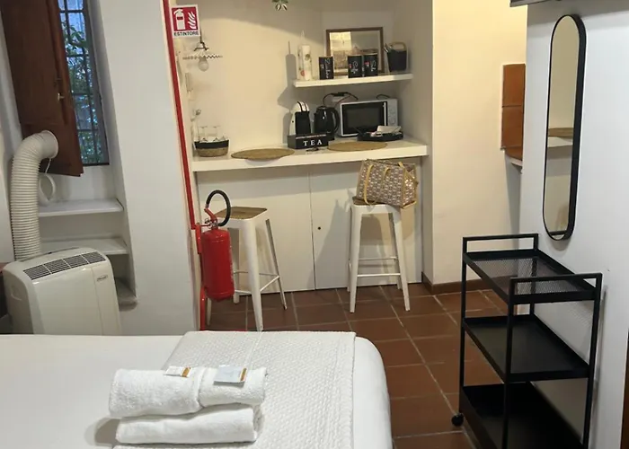 Vetrina 24 * Roma